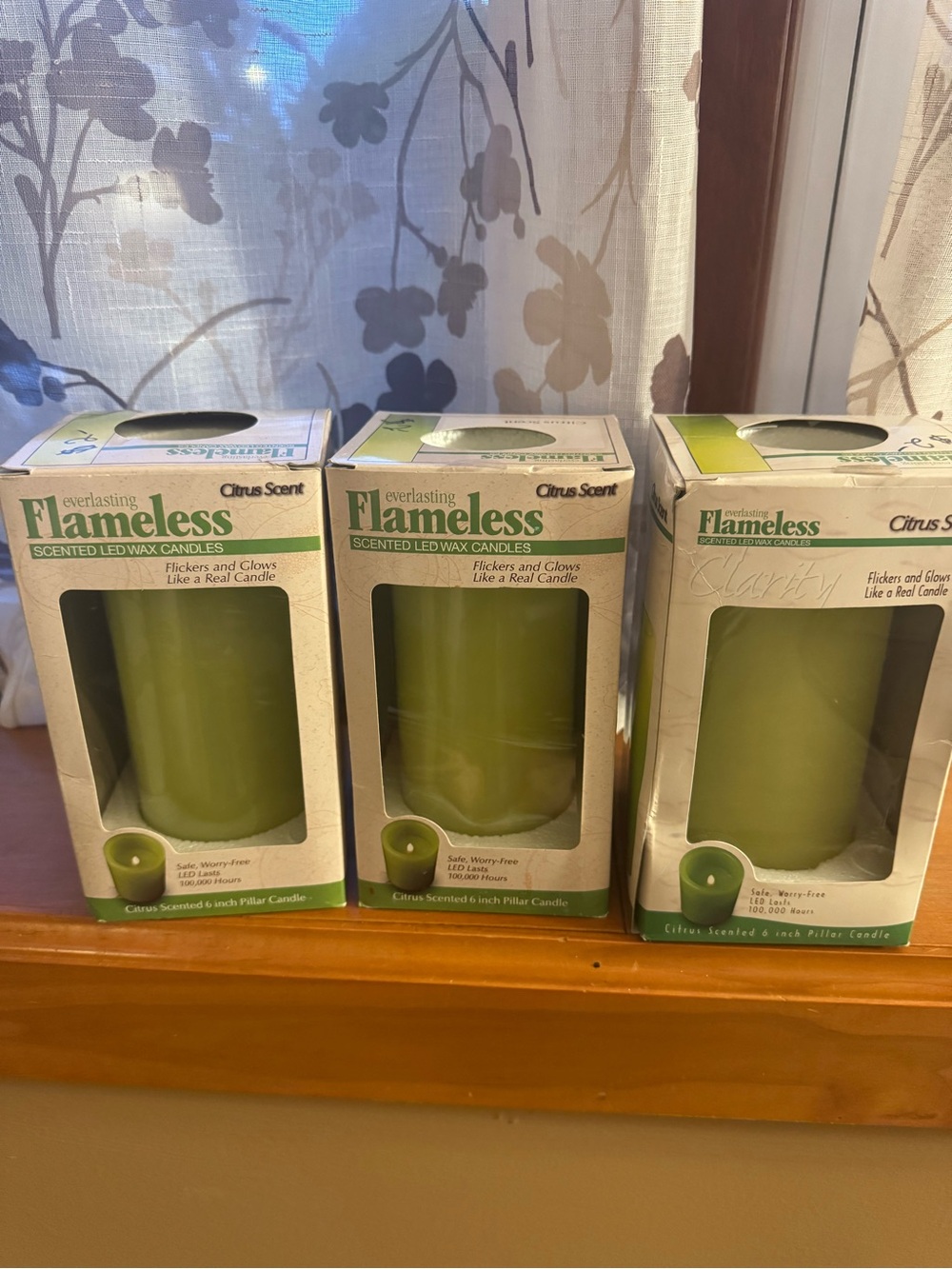 Everlasting Flameless Citrus Scented Green LED Wax Pillar Candle